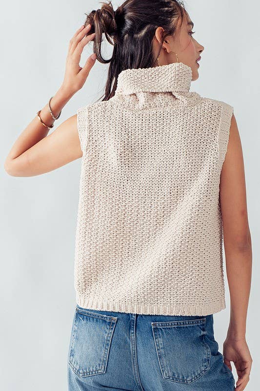 Renee Sleeveless Top